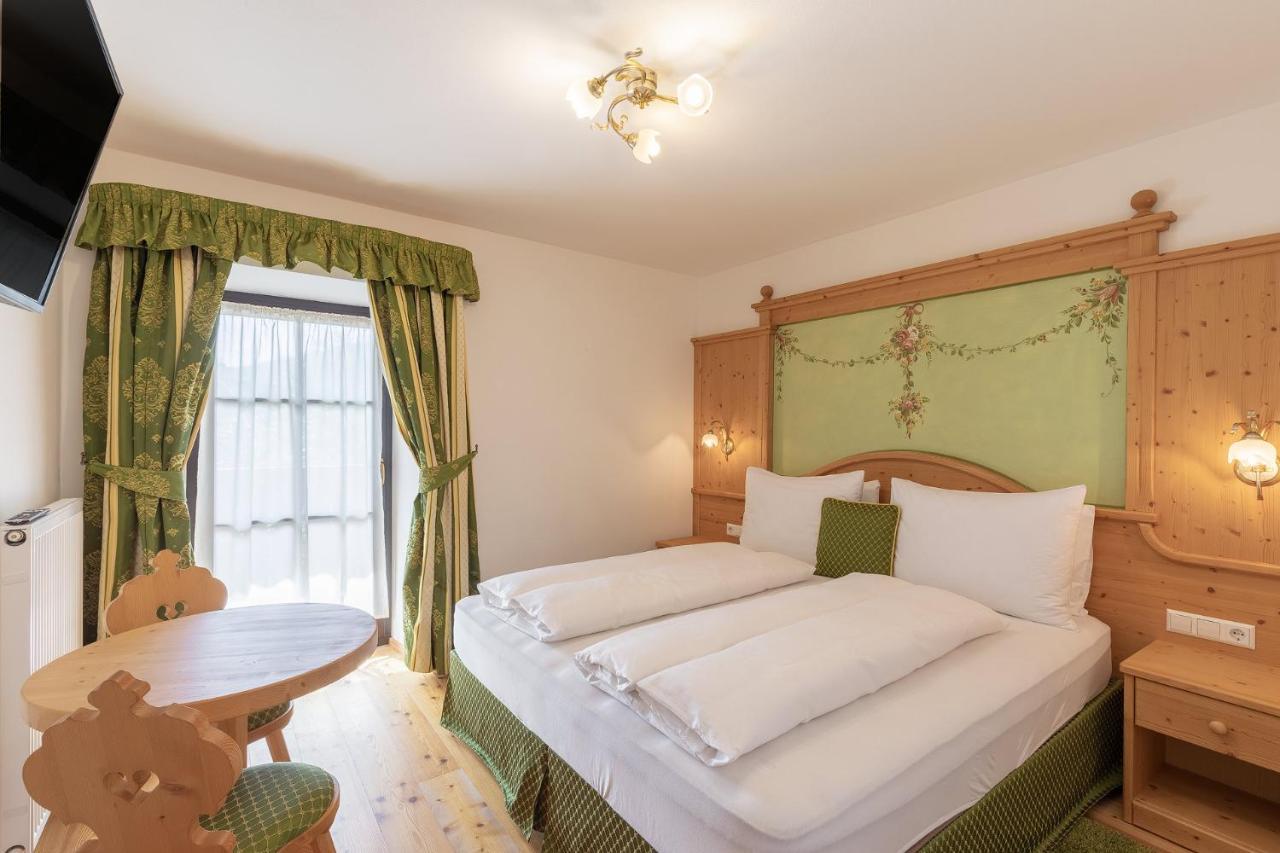 Cima Dodici B&B - Apartments Sexten Bagian luar foto
