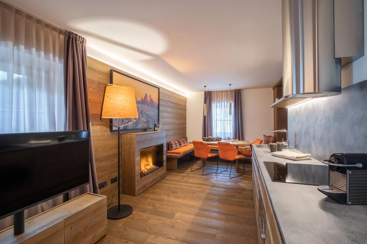 Cima Dodici B&B - Apartments Sexten Bagian luar foto