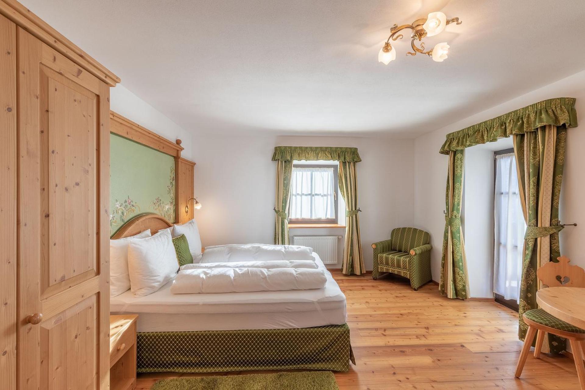 Cima Dodici B&B - Apartments Sexten Bagian luar foto