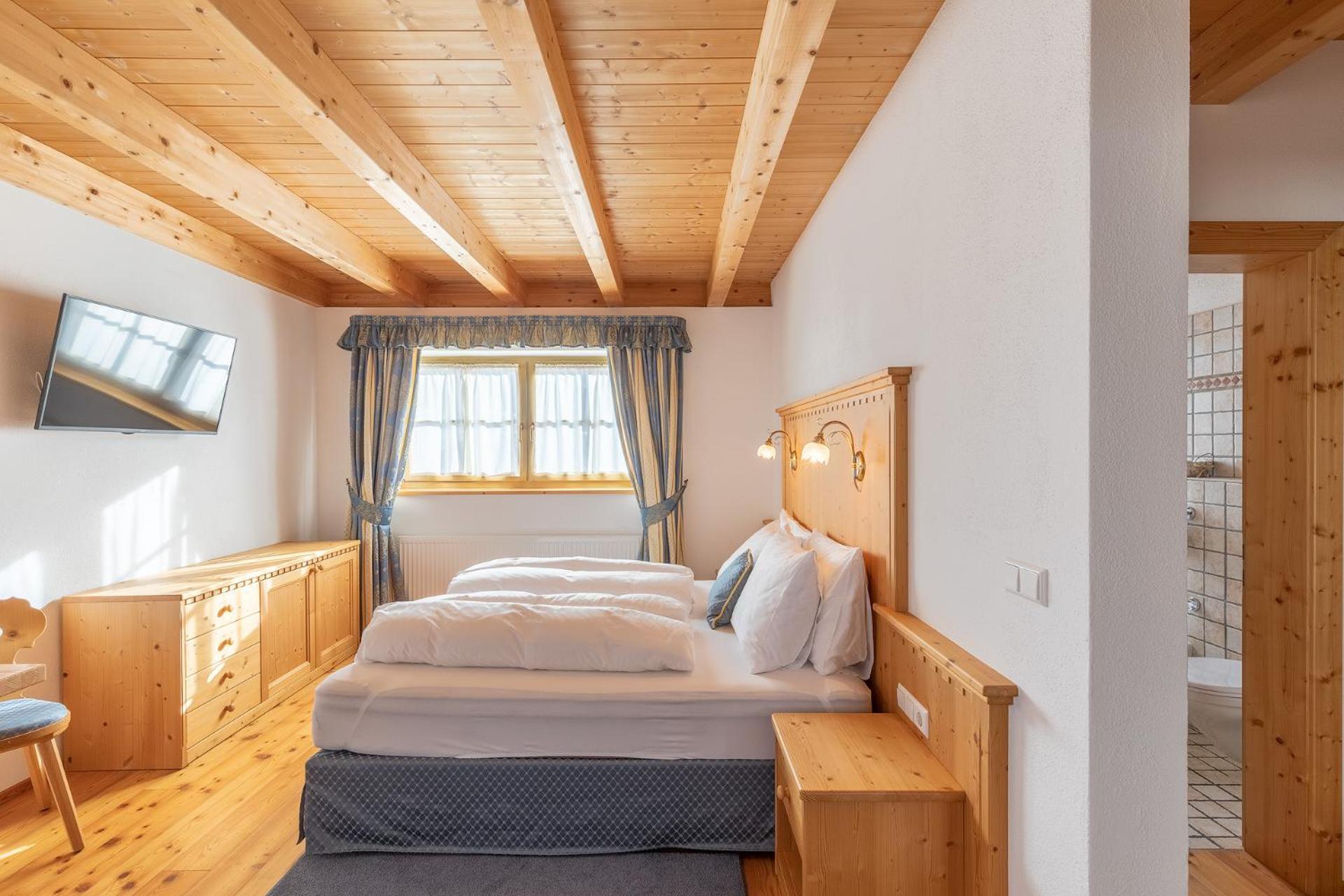 Cima Dodici B&B - Apartments Sexten Bagian luar foto